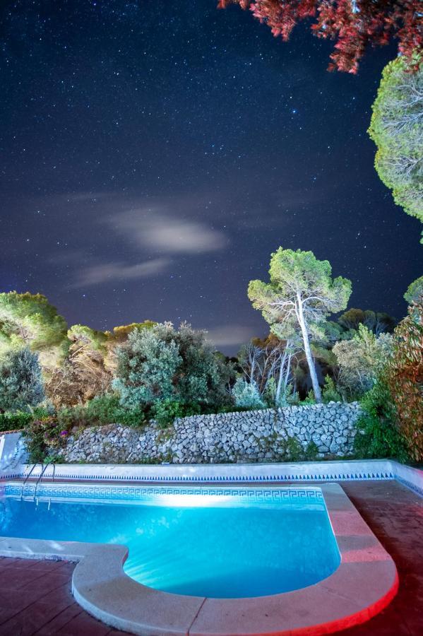 Villa Nueva Кала Галдана Екстериор снимка