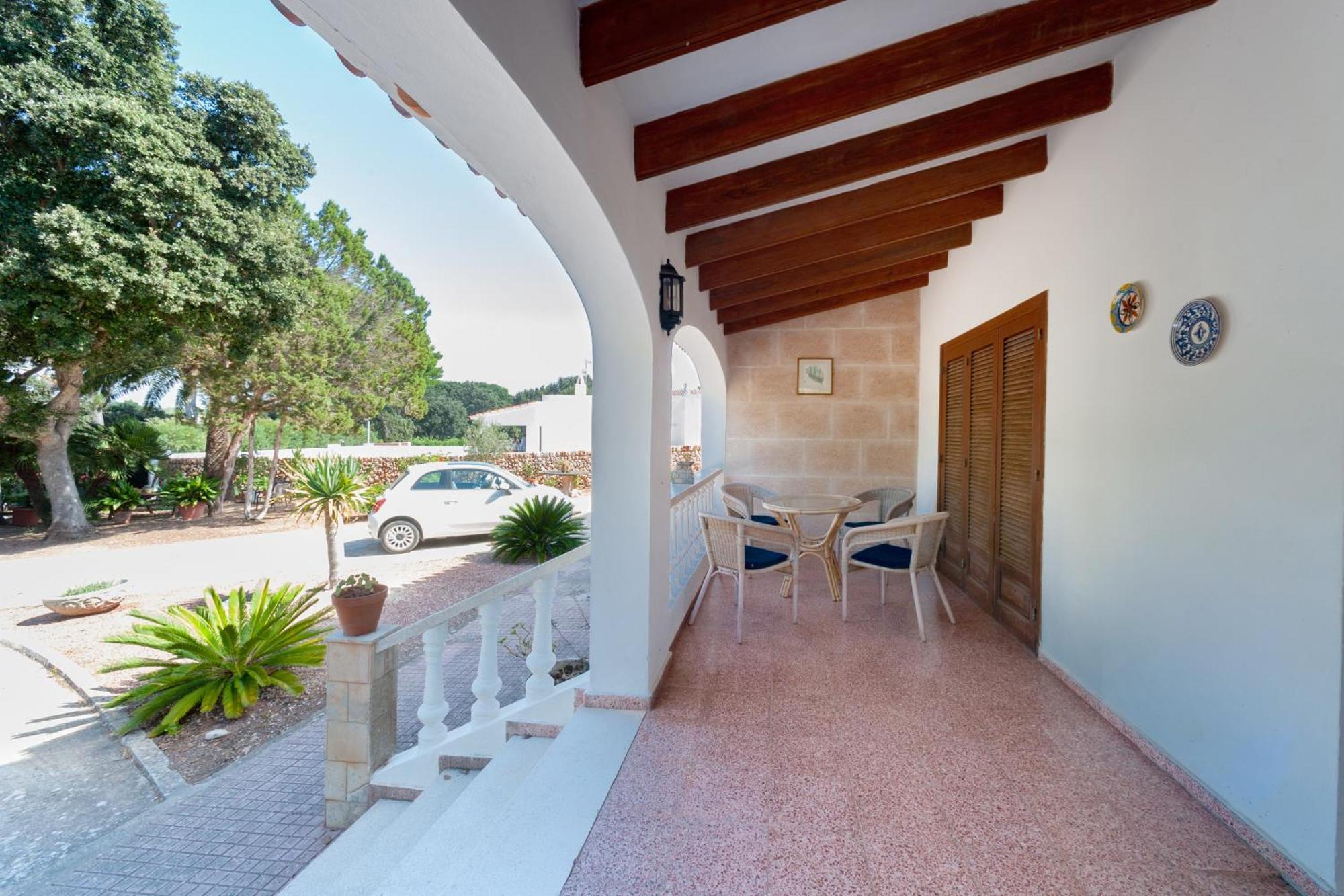 Villa Nueva Кала Галдана Екстериор снимка
