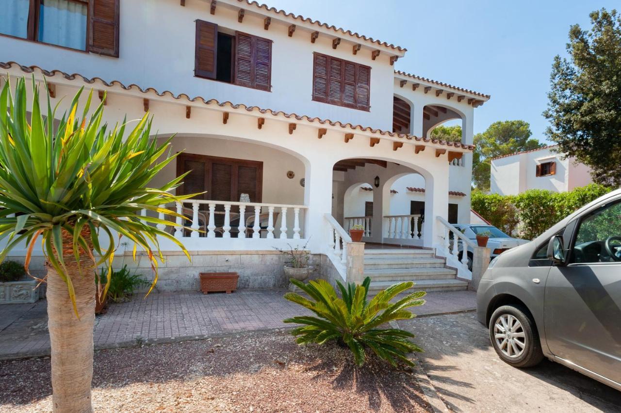 Villa Nueva Кала Галдана Екстериор снимка